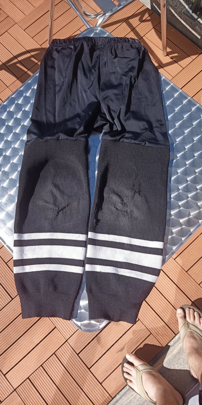 Pantaloni: Eishockey Hosen – Usato da Oberrohrdorf venduto da gdunkel