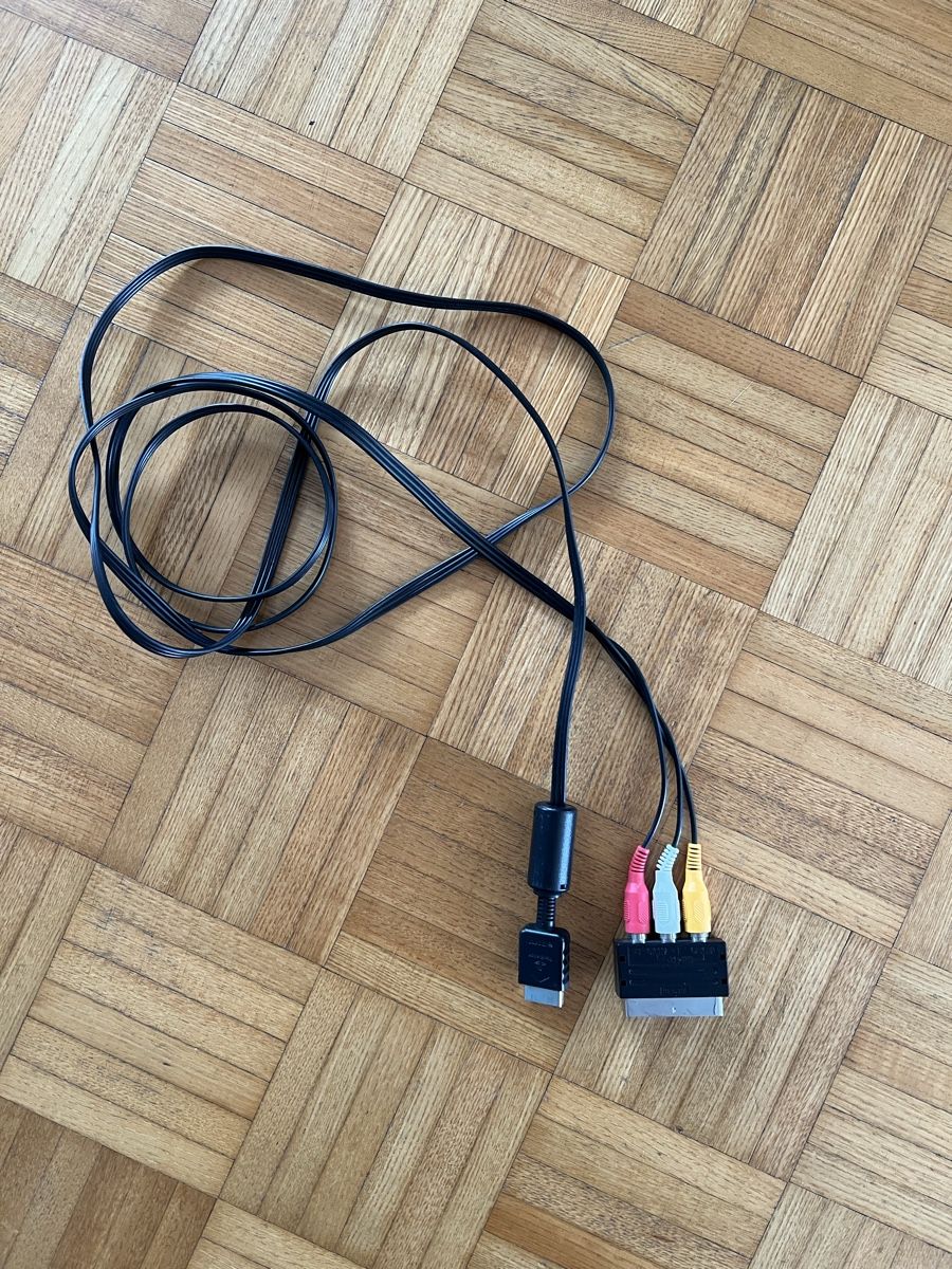 Sony Cavi: Playstation SCART Kabel mit Adapter – Usato da Winznau venduto da Mgubler