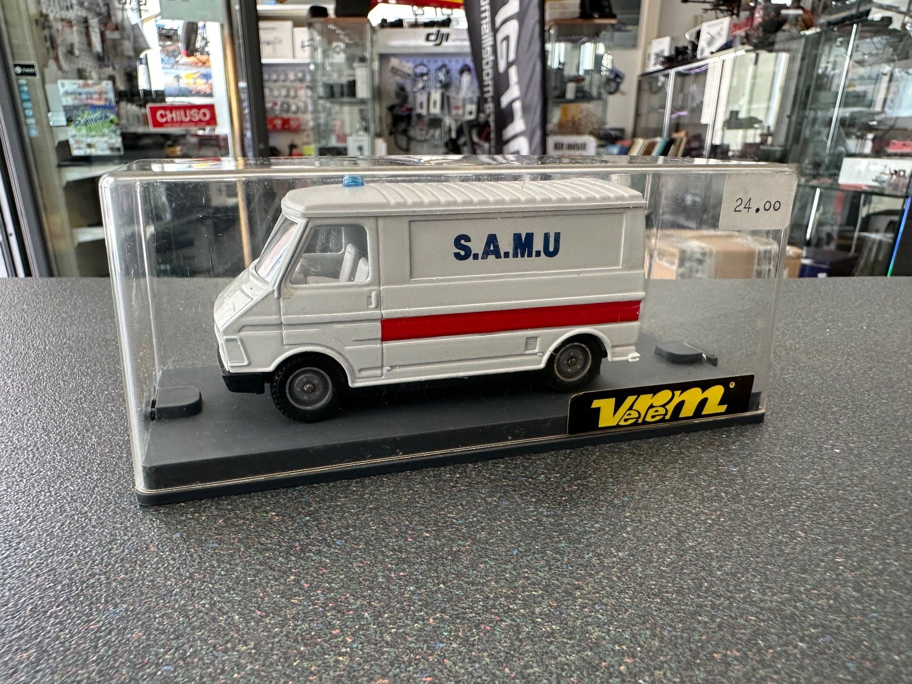 Citroën Modellautos: Verem 1:43 Citroën C35 Ambulance SAMU Ref 172 – Gebraucht aus Chiasso von Carrara-Modellismo