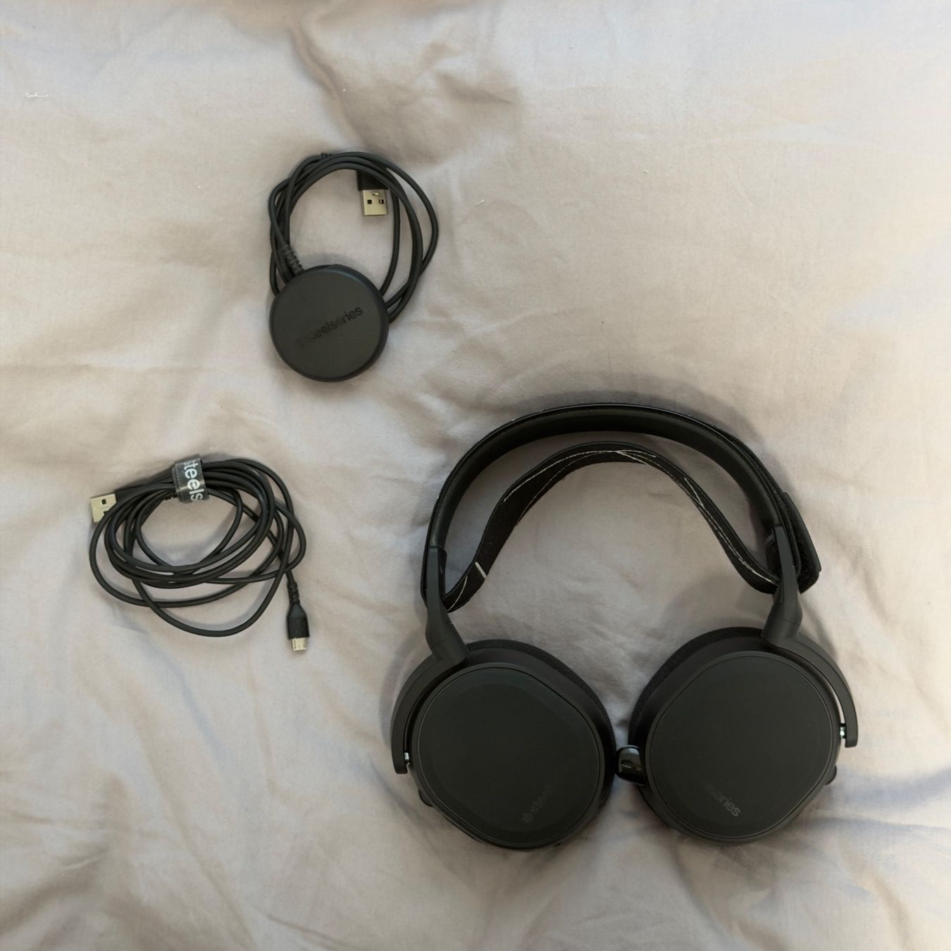 Steelseries Kopfhörer: SteelSeries Arctis 9 Wireless - PC-Gaming-Headset – Gebraucht aus Wölflinswil von sir_w9lr