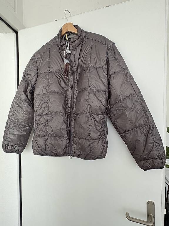 Giacche: Leichte Daunenjacke – Usato da Zürich venduto da jachalala