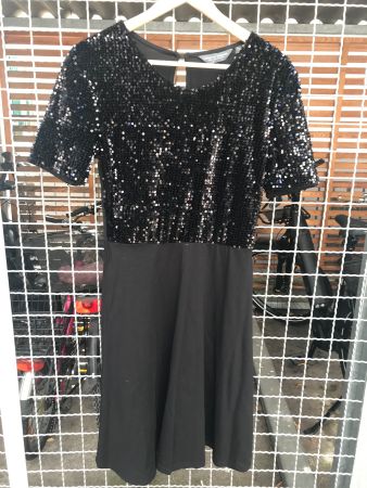 Dorothy Perkins Jersey-Pailetten-Kleid, schwarz, Gr. 38