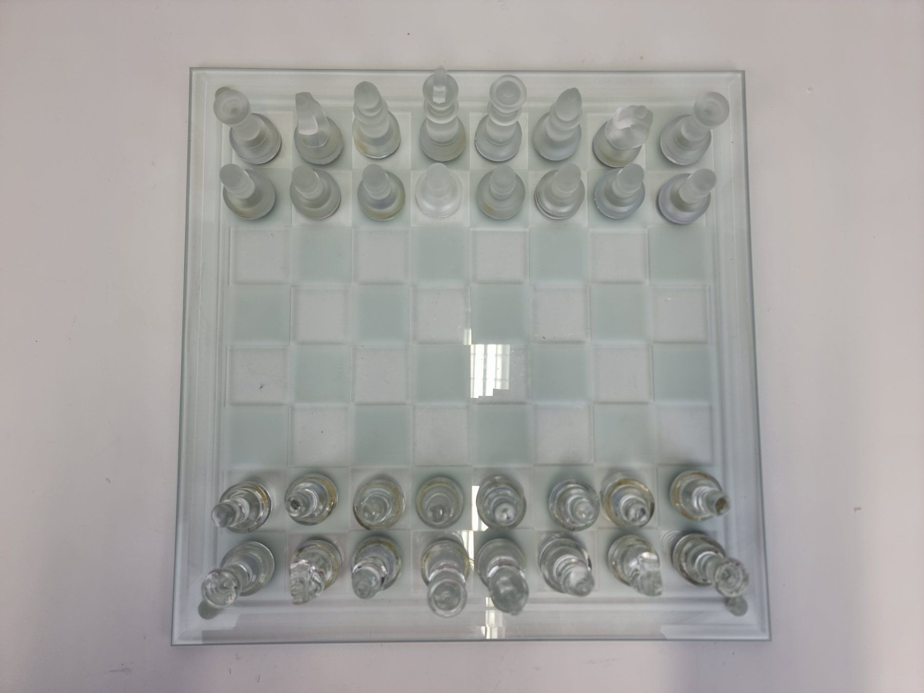 Spiele: Schachset aus Glas – Gebraucht aus Urtenen-Schönbühl von Restwert_Schoenbuehl