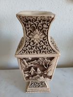 Asiatische Vase in Elfenbein-Look aus Harz Resin