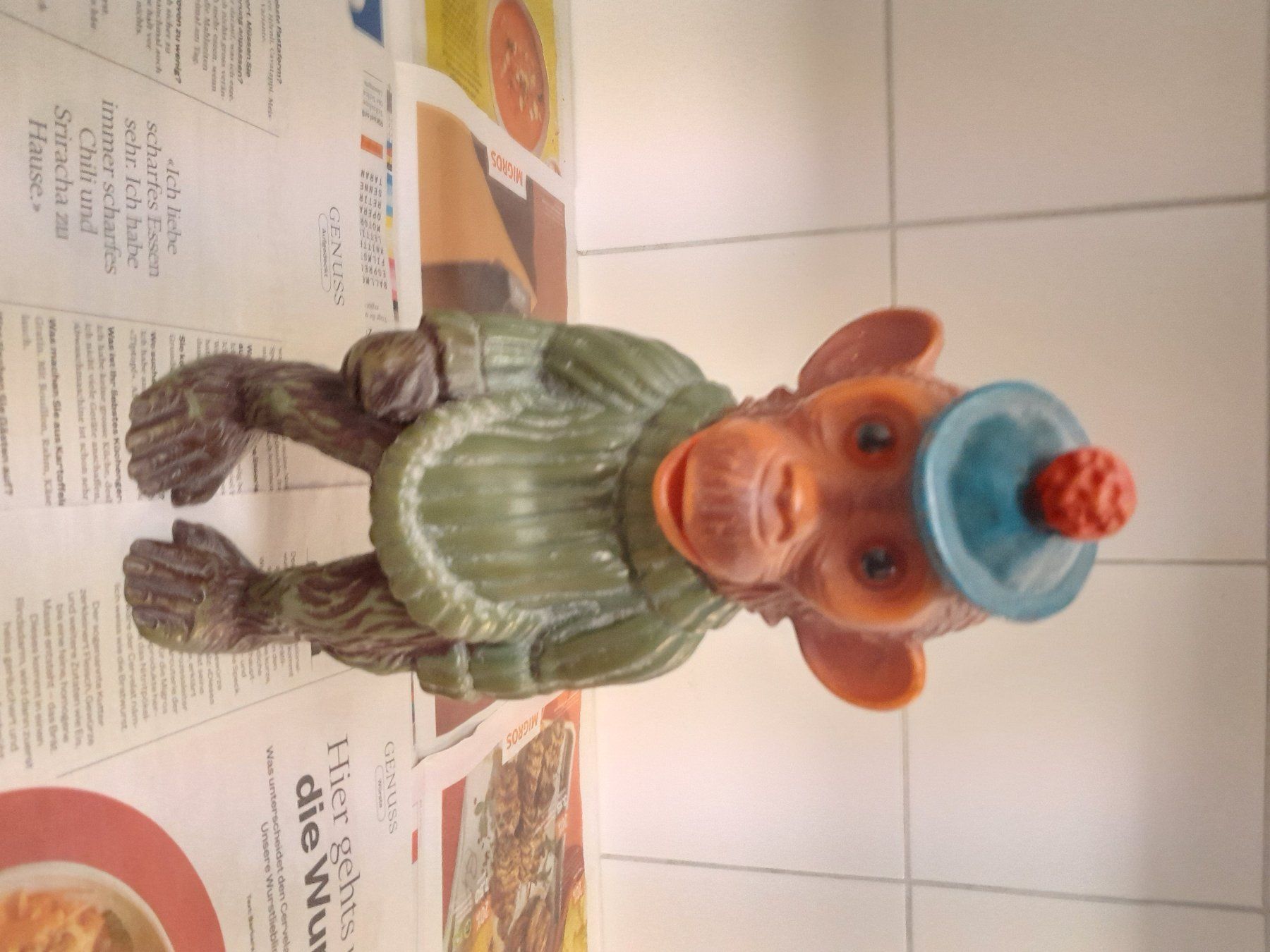Statuette: Sehr alter Kunststoffaffe – Usato da Rüti ZH venduto da Alemanni 8