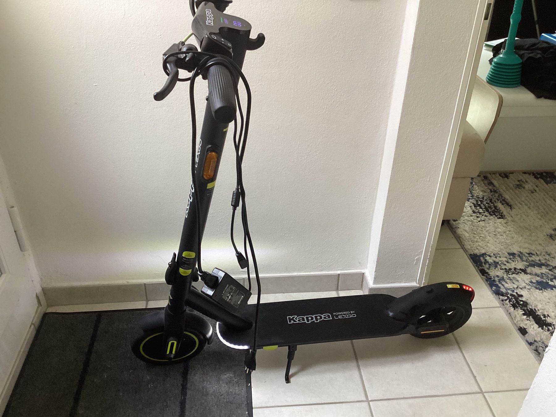 Kickboard: Electric Trotti  Kappa Lexgo. 15.5mph – Usato da Bursinel venduto da don_ccb9