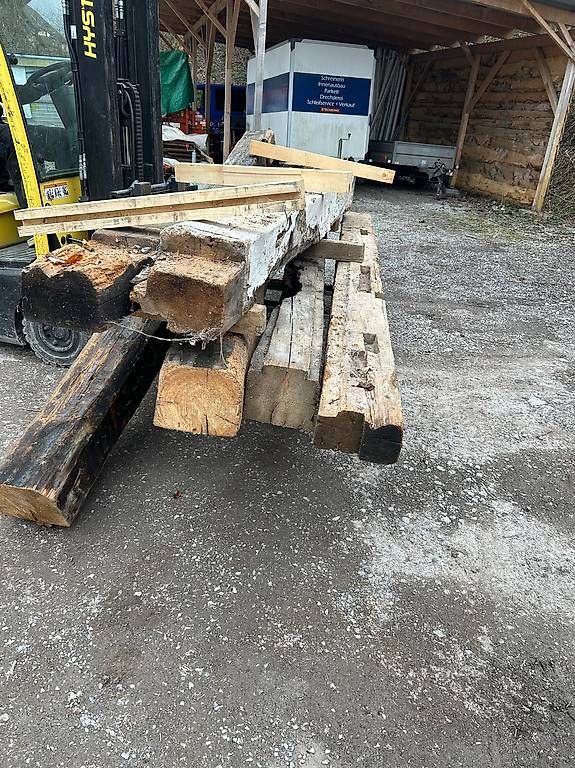 Articoli in legno: Altholzbalken – Usato da Zürich venduto da par_mh8q
