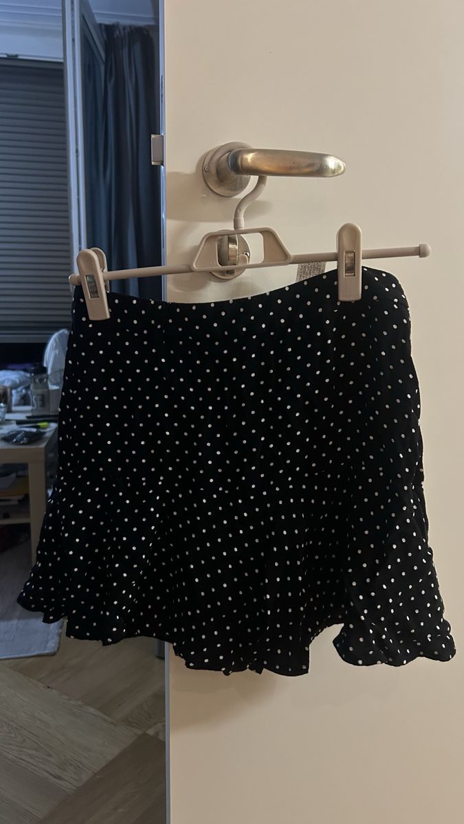 Zara Gonne: Zara skort new – Nuovo (secondo la descrizione) da Zürich venduto da gol_zrr2