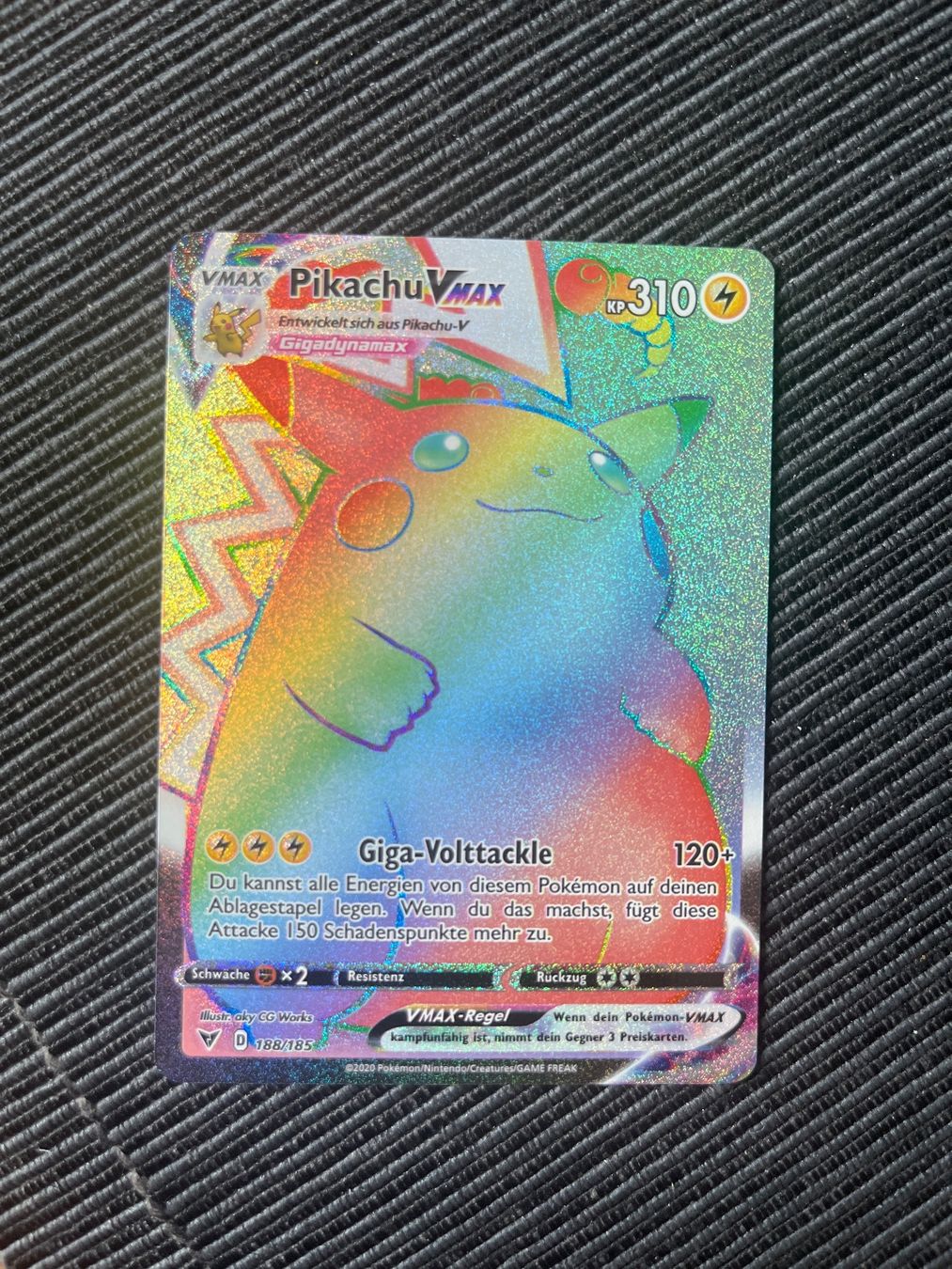 Pokémon Cartes à collectionner: Pokemon Pikachu Vmax Rainbow Farbenschock near Mint – Neuf (Voir description) à Wabern par Collectfun