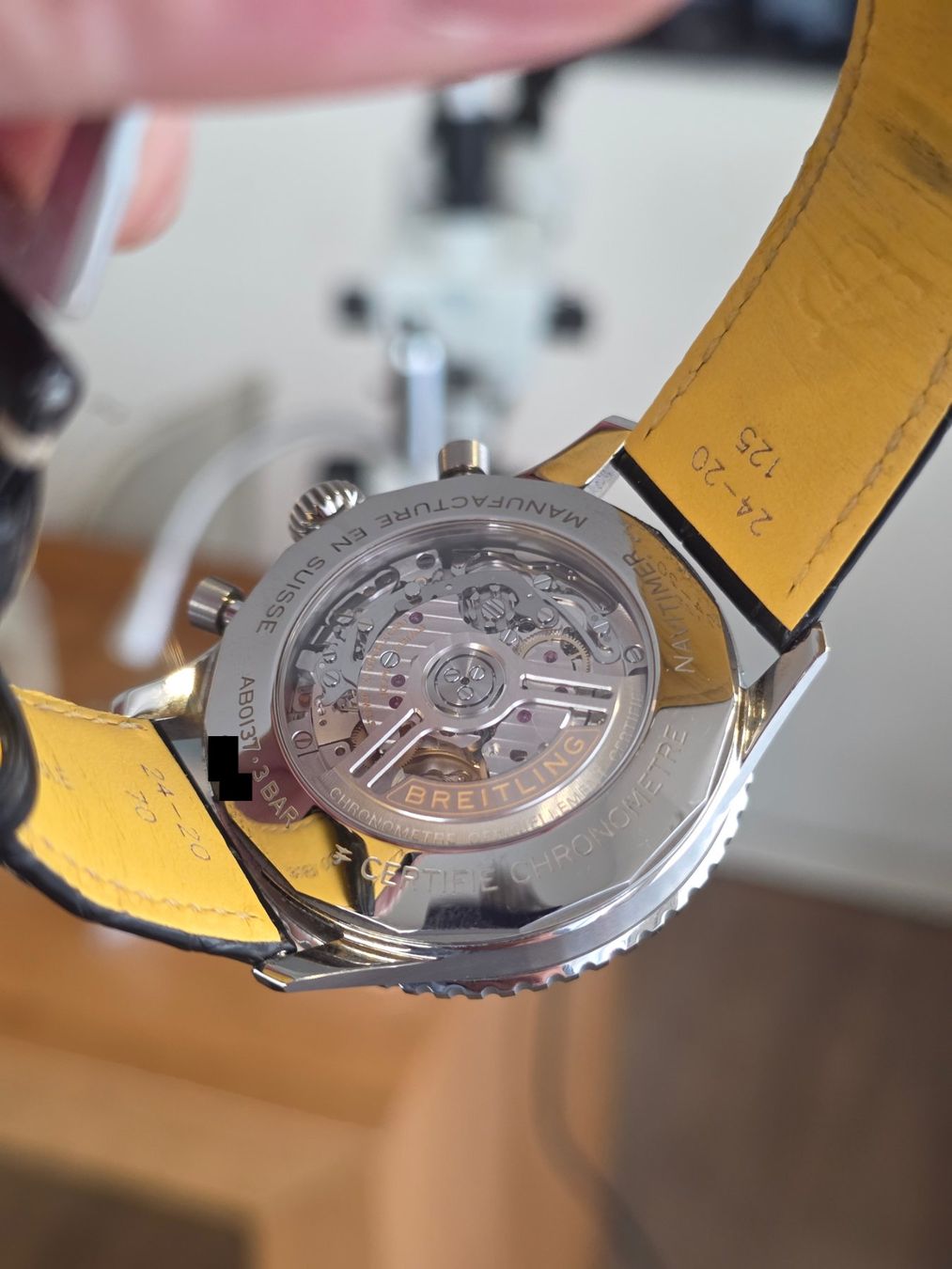 Breitling Uhren: BREITLING NAVITIMER B01 CHRONOGRAPH 46 / GREEN / 2025 – Gebraucht aus Zürich von YB_Zuerich 8