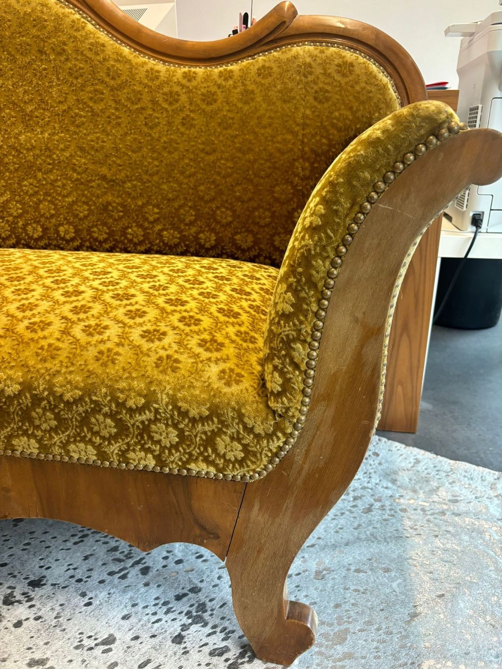Sofas: Antikes Sofa – Gebraucht aus Bern von san_s8j9 3