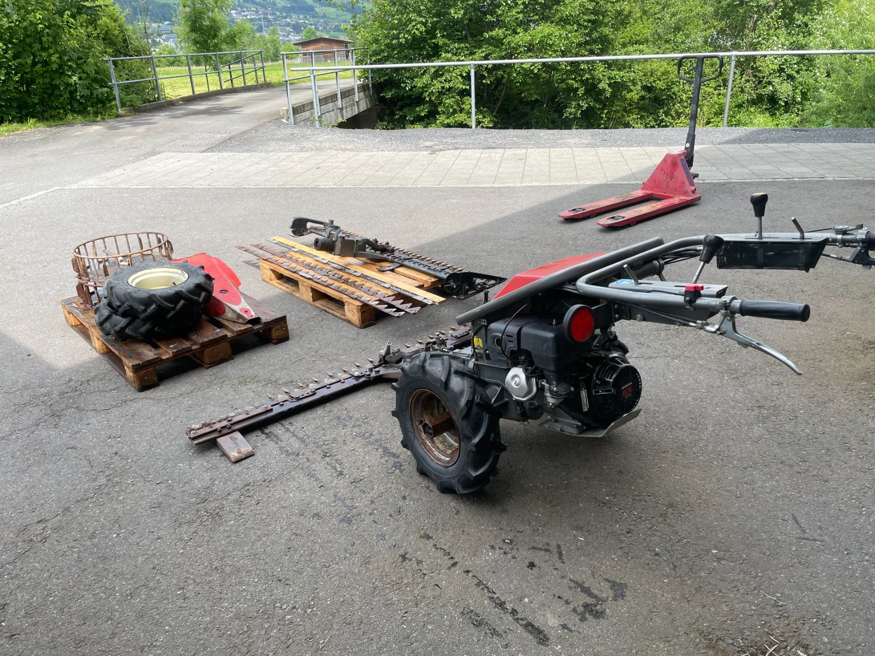 Aebi Trattori: AEBI Motormäher CC 26 – Usato da Unterägeri venduto da Zermatt012 3