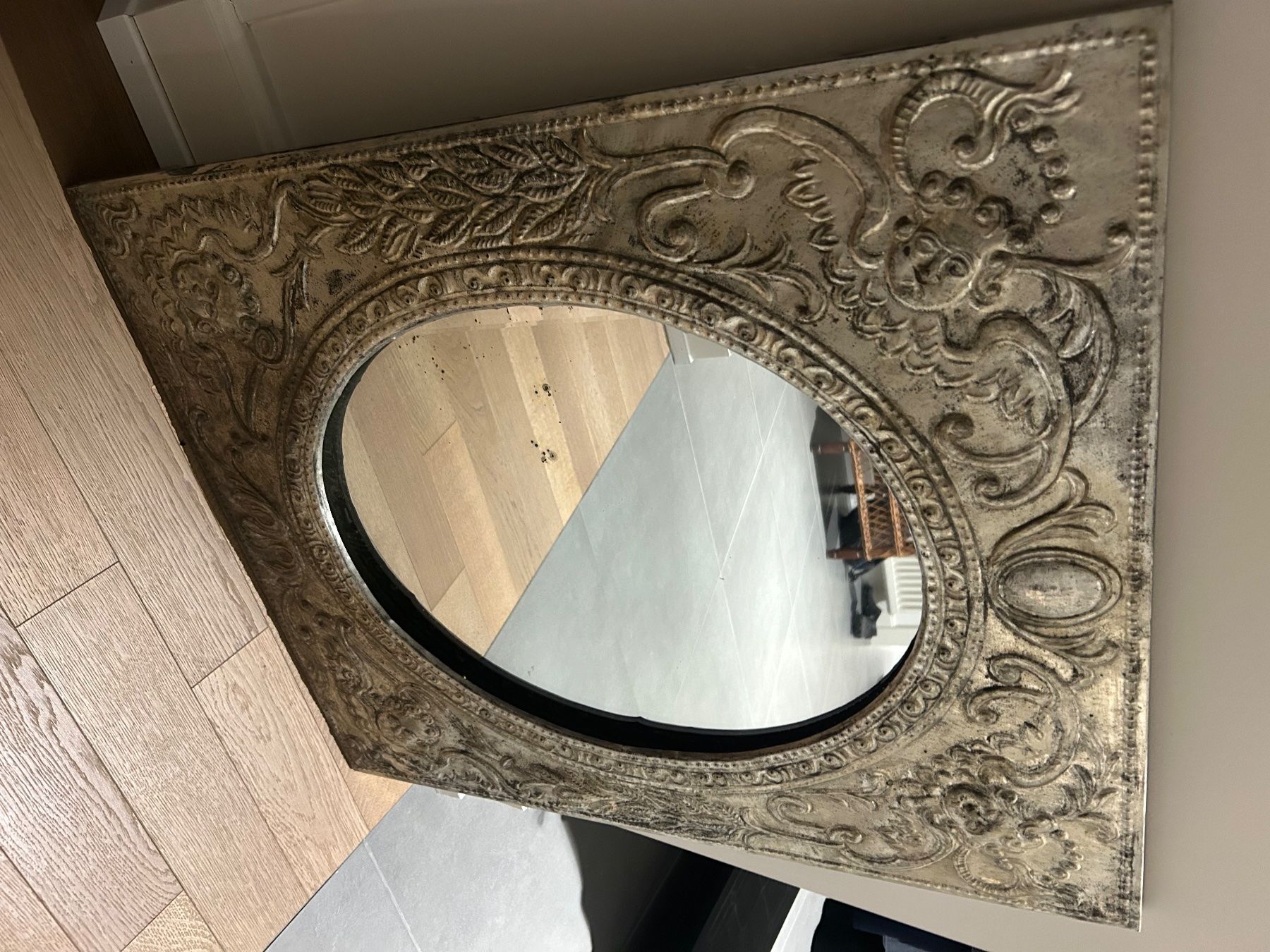 Spiegel: Miroir en metal – Gebraucht aus Lausanne von har_5gv8 2
