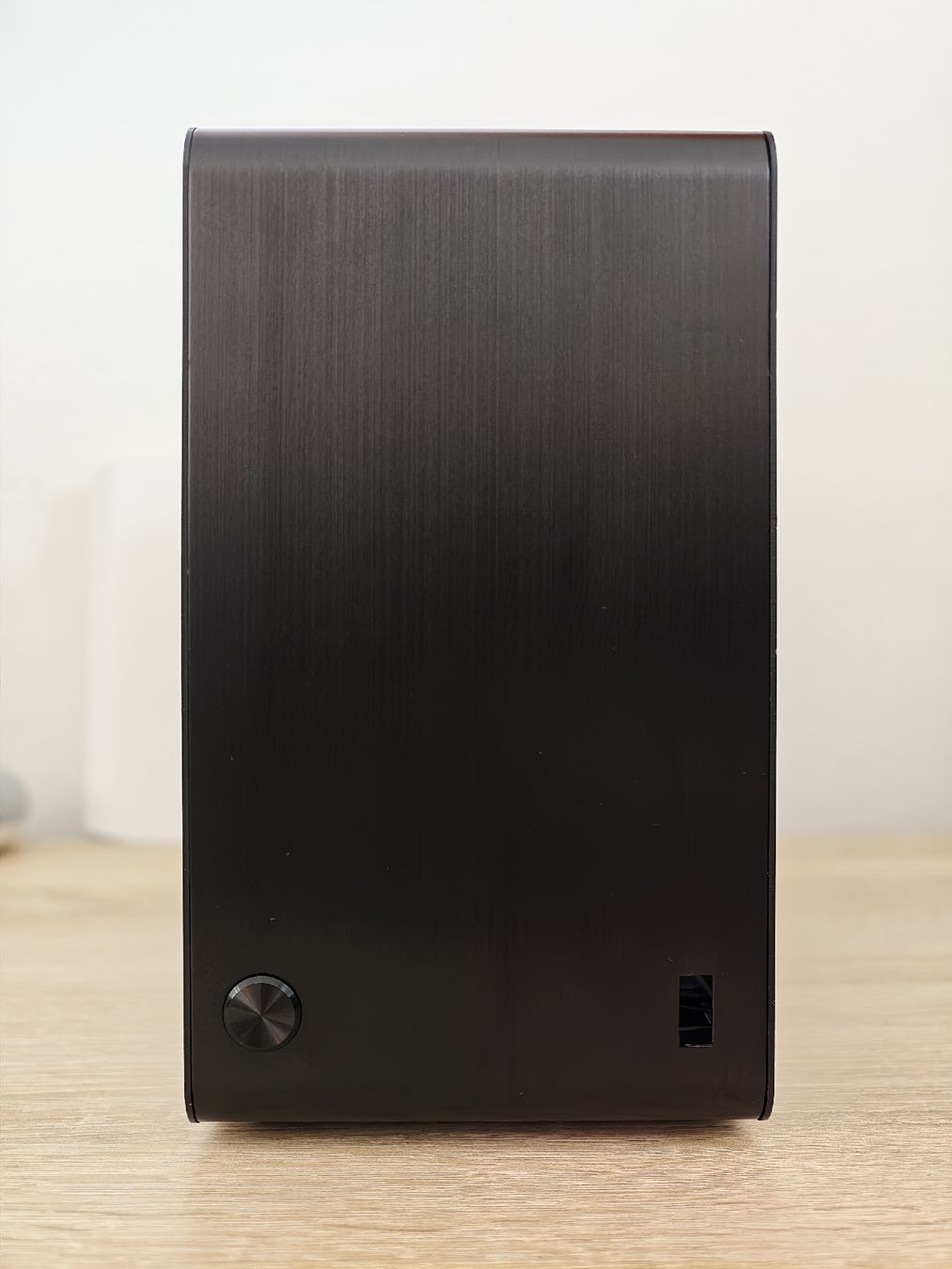 Lian Li Boîtiers: DAN Case A4-SFX V1 Mini-ITX – D'occasion à Luzern par gabriel.z 5