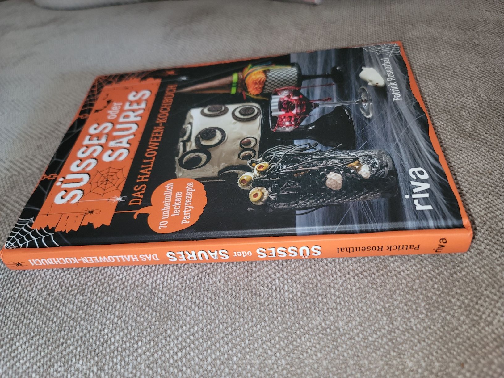 Libri: Halloween-Kochbuch, Süsses oder Saures, Partyrezepte Oktober – Nuovo (secondo la descrizione) da Zollikerberg venduto da Nice_Name 1