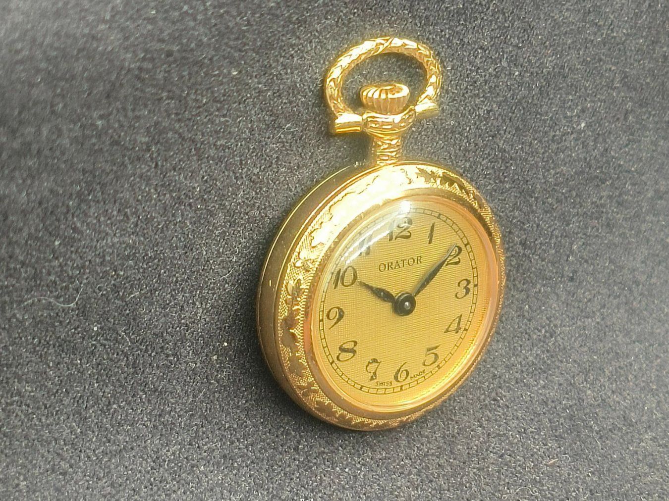Orologi: Orator – Usato da La Chaux-de-Fonds venduto da curtitswisswatches 1