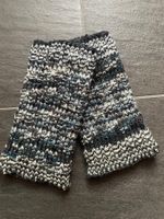 HANDGESTRICKTE PULSWÄRMER / HANDSTULPEN AUS WOLLE