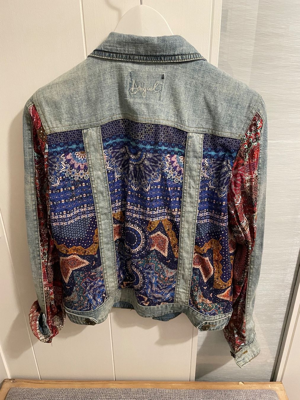 Desigual Giacche: Jeansjacke Desigual – Nuovo (secondo la descrizione) da Wohlen b. Bern venduto da Honeypie 1