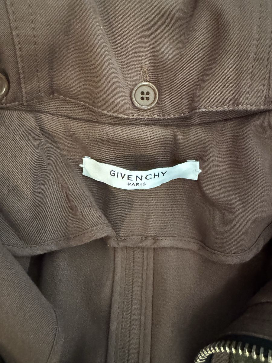 Givenchy Manteaux: Cappotto Givenchy doppio colore  – D'occasion à Montagnola par lor_pqc7 1