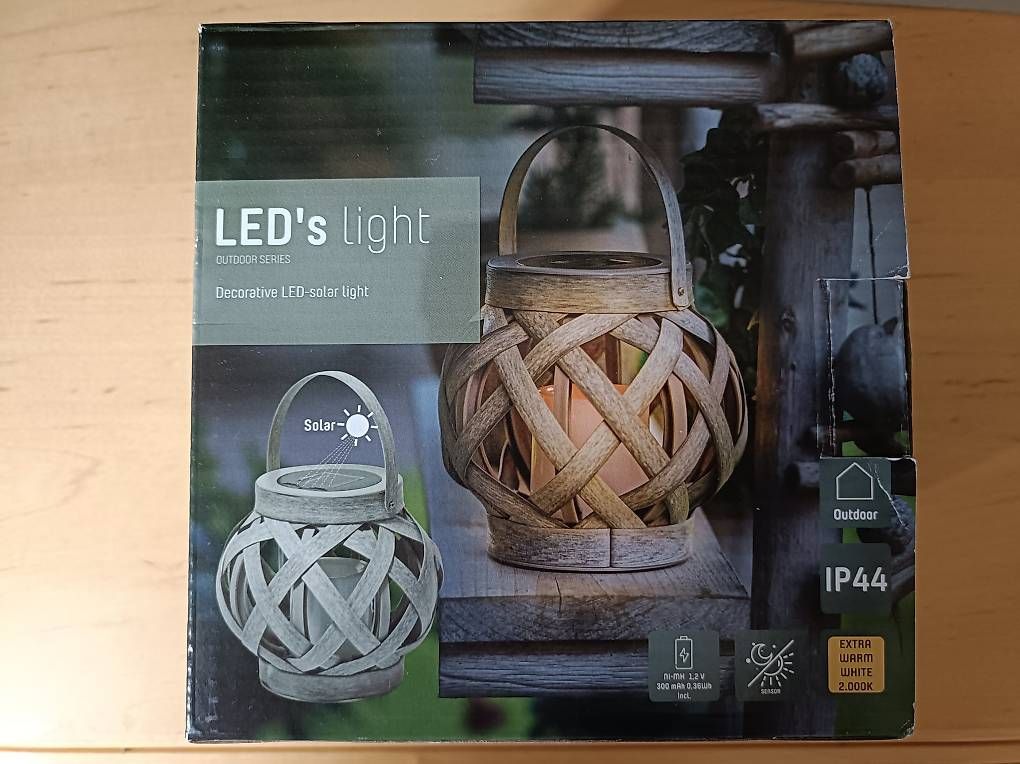 Lampade: LED Licht - Solarlampe - Laterne – Nuovo e nell'imballaggio originale da Sissach venduto da jgt_6k76