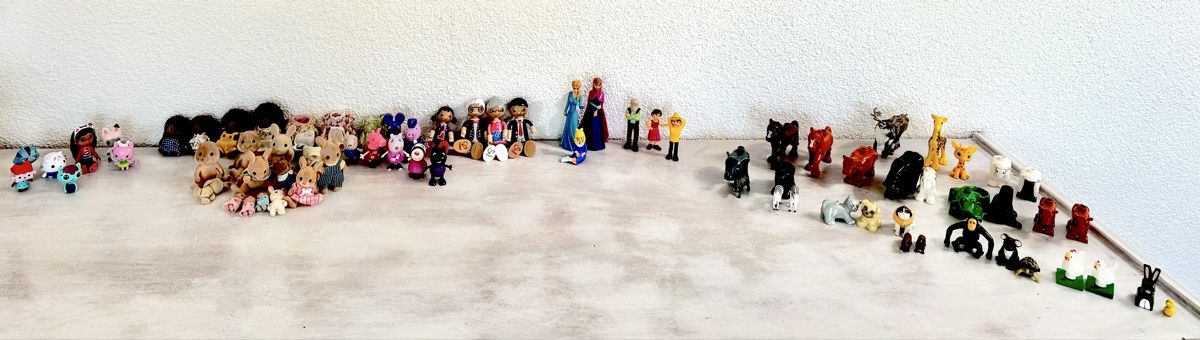 Spielzeuge: Über 70 Spielfiguren – Gebraucht aus Wolhusen von Hendrix05
