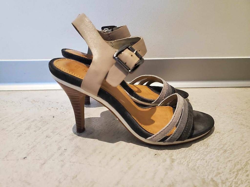 Esprit Damenschuhe: Esquarpins "Esprit" – Gebraucht aus Bernex von Sooeg_01