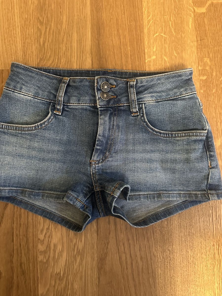 Jeans: Subdued denim shorts  – Neuf (Voir description) à Binningen par mar_nz5s 1