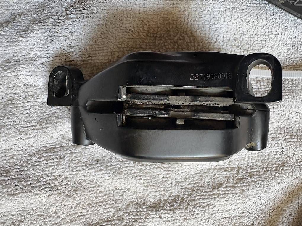 Pezzi di ricambio: Sram Code Scheibenbremse vorne und hinten – Usato da Solothurn venduto da Kuesel1 3