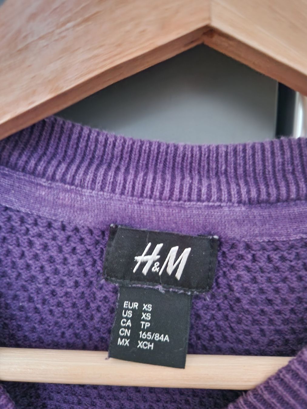 H&M Pullover & Sweatshirts: Pullover – Gebraucht aus Lausanne von mgo_yx25 1