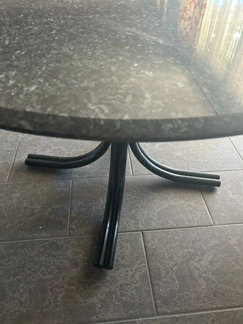 Tables: Granitesstisch – D'occasion à Winkel par Waegeler 2