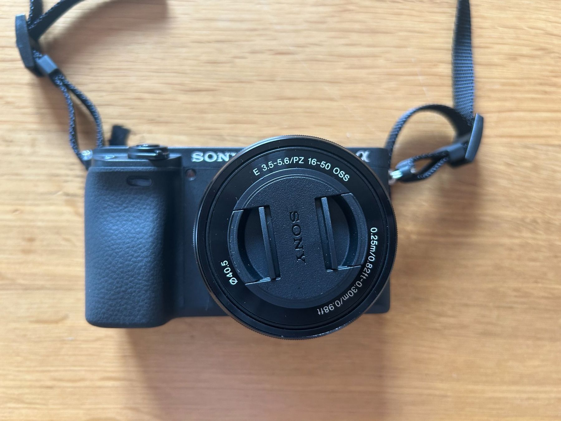 Sony Fotocamera: Sony Alpha 6400 Kamera – Usato da Zürich venduto da mue_f2xl