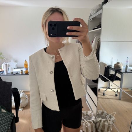 Zara Bouclé-Jacke