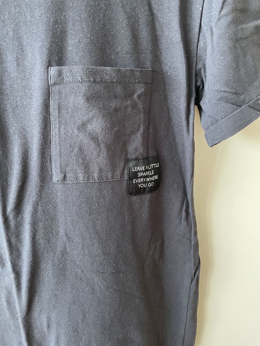 Manor T-shirt: Manor T-Shirt Dunkelgrau Grösse M – Usato da Neuchatel venduto da shi_9fzw 1