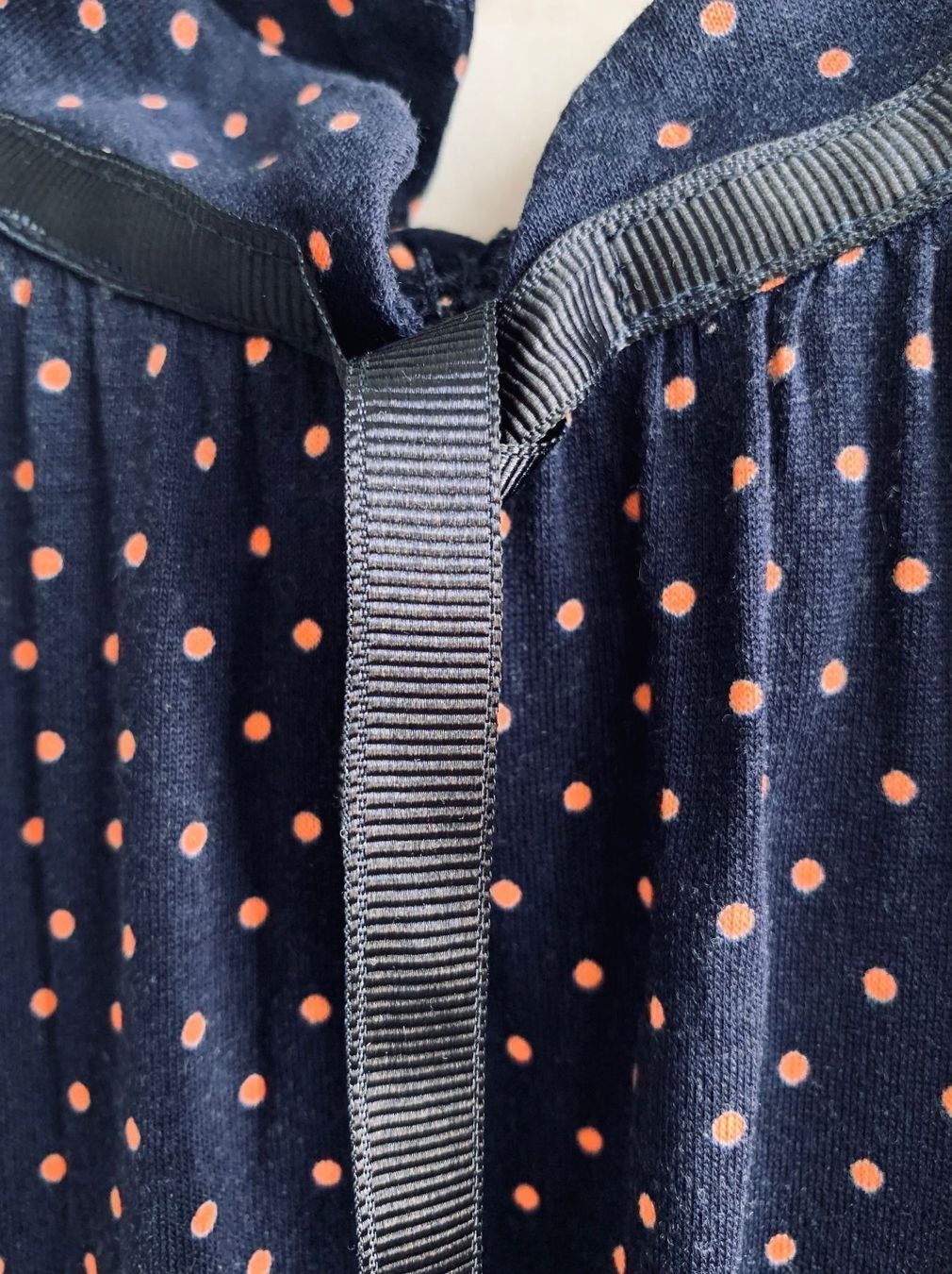 Vero Moda Camicette: Dunkelblaues Oberteil von Vero Moda – Usato da Bern venduto da Fraeuleinhonig 2