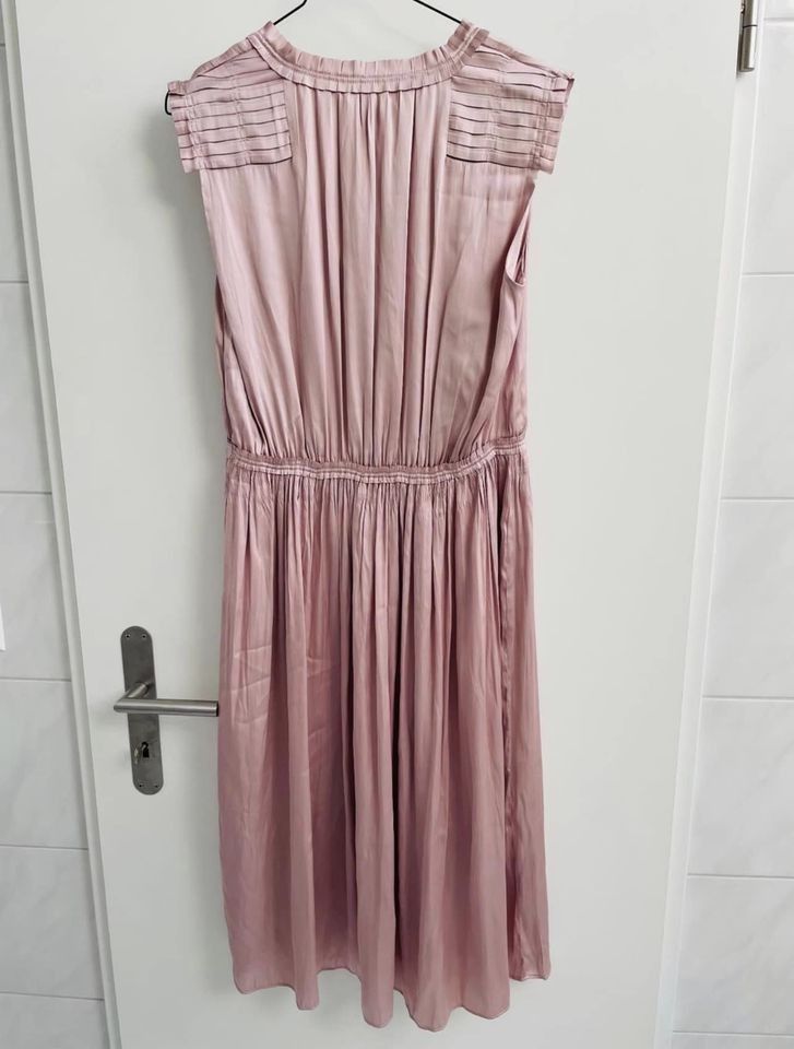 H&M Vestiti: Kleid H&M EUR 38 – Usato da Horgen venduto da linuxrp 1