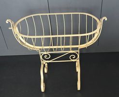 puppenbett / wiege eisen antik