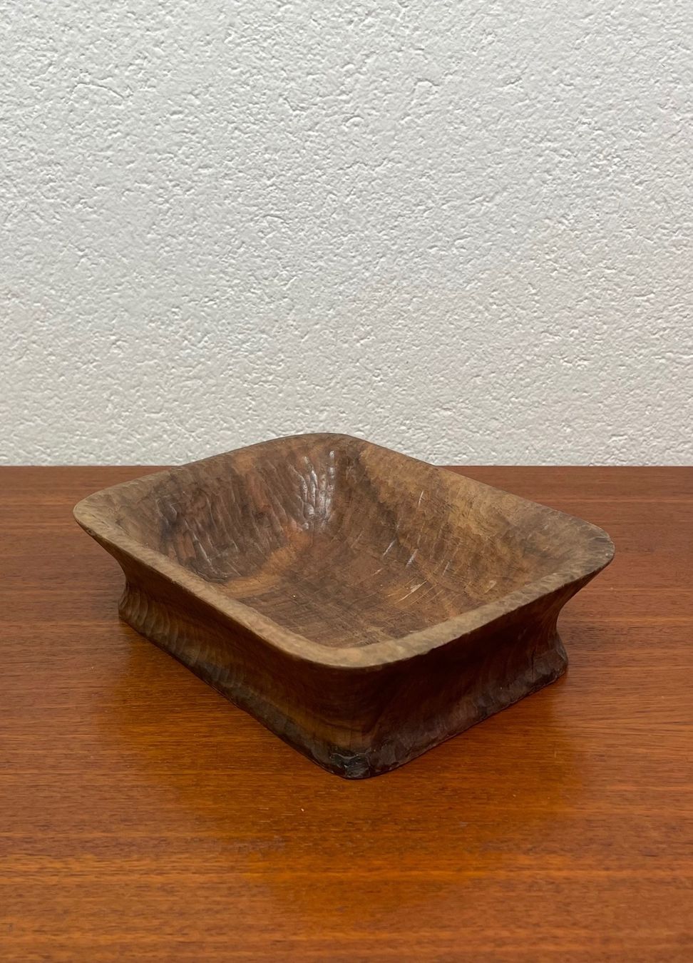 Ciotole: Formschöne vintage Holzschale geschnitzt Vide-poche Schale – Usato da Zürich venduto da Vintagewiesel 3