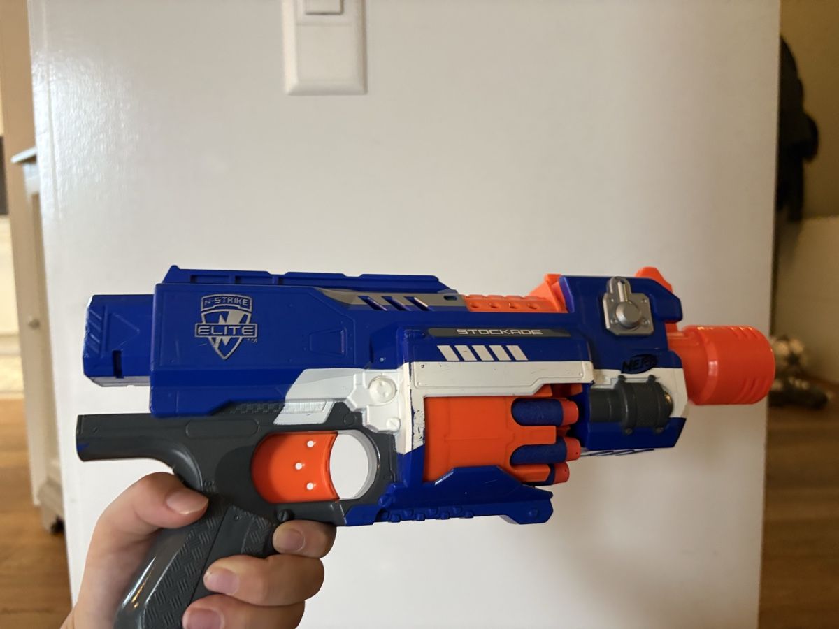 Nerf Spielzeuge: Nerf Gun Elektrisch  – Gebraucht aus Luzern von Juri-Luzern 2