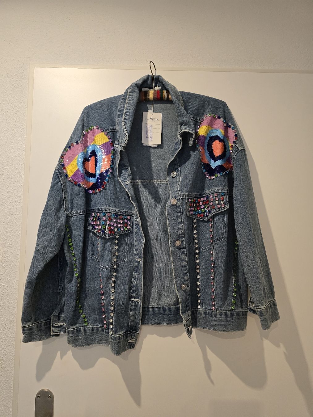 Giacche: Oversize Jeansjacke hellblau mit Applikationen – Nuovo (secondo la descrizione) da Winterthur venduto da Winnia 1