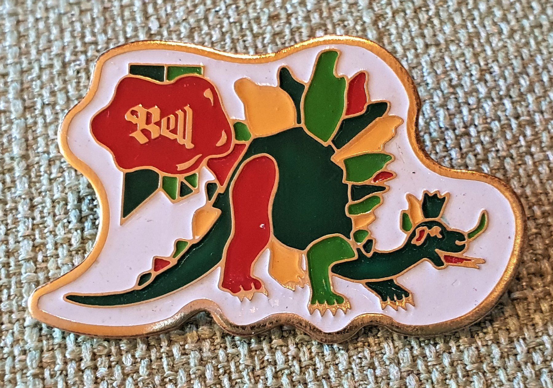 Placchette & Badge: I834 - Pin Bell Basel Dinosaurier – Usato da Reinach BL venduto da Boston-Verkauf
