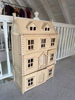 Grosses PlanToys Victorian Puppenhaus aus Holz  4 Etagen