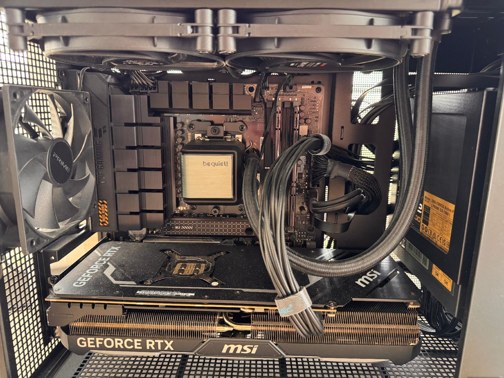 RTX 4090 + 7800X3D Gaming PC Mid-Form Factor (Gebraucht) in Villars-sur ...
