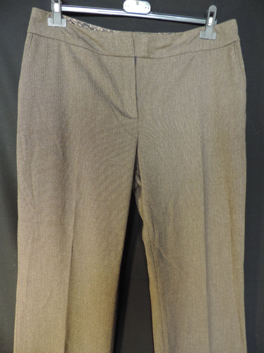 Pantaloni: pantalon brun gris – Usato da Genève venduto da Axelle333 2