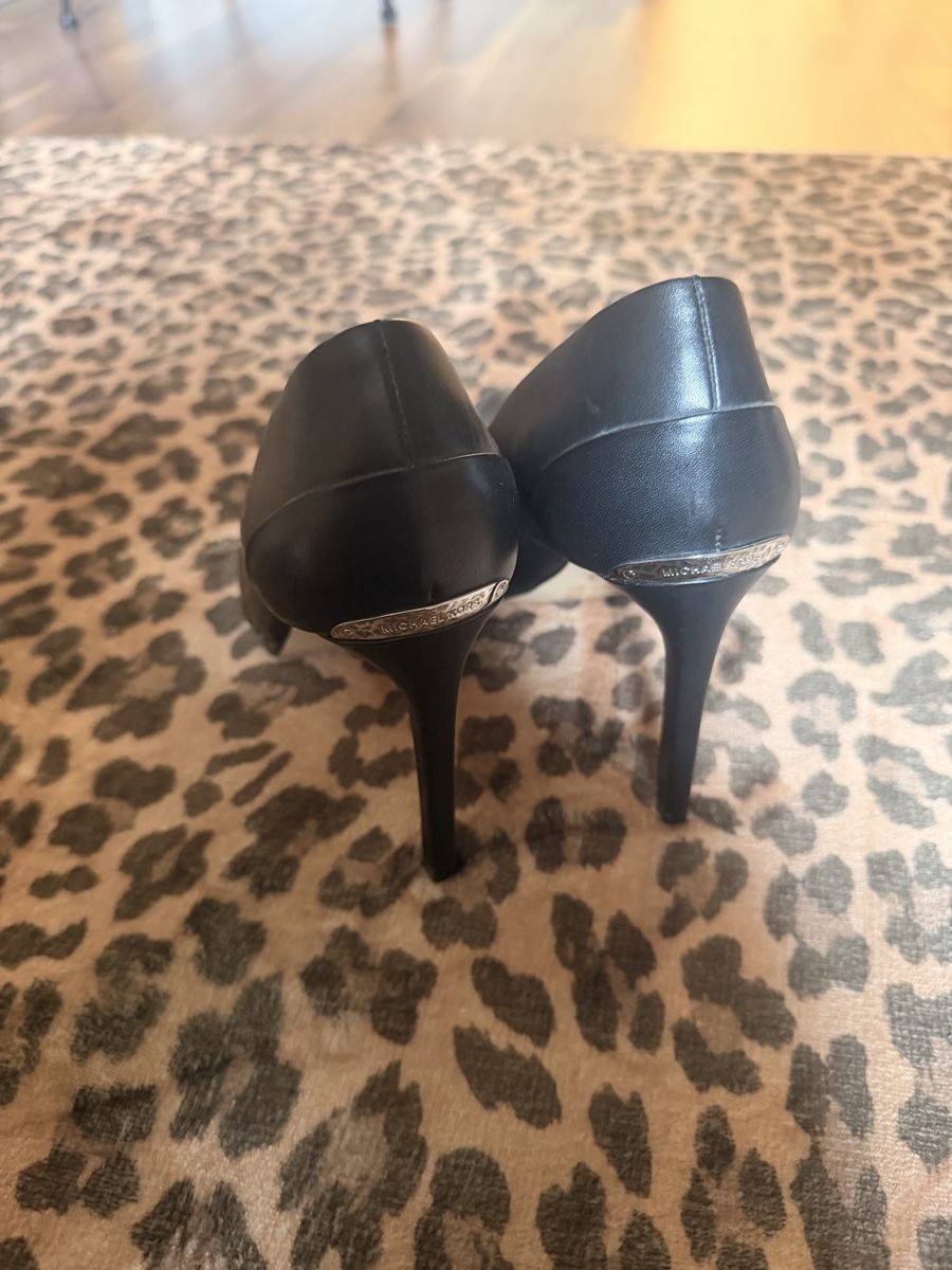Scarpe da donna: Michael Kurs Pumps Grösse 39 - 40 – Usato da Veltheim AG venduto da J.BachmannAG 1