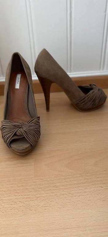 Scarpe da donna: Zara Peeptoe High Heel Gr. 37 – Usato da Steinach venduto da Bonita007