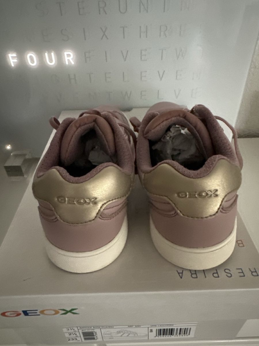 Geox Schuhe für Mädchen: Geox Mädchen Sneakers Gr. 35 – Gebraucht aus Grenchen von ylo_8mlq 3