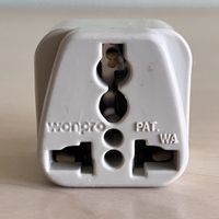 Reiseadapter Wonpro – Ihr Universalstecker für die Ferien!