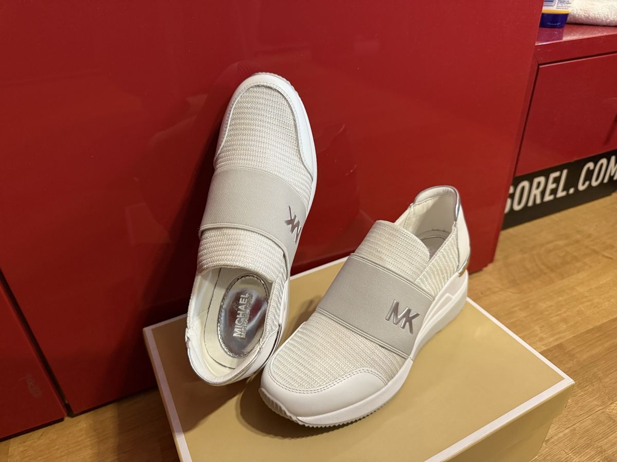 Damenschuhe: Michael Kors Sneakers Gr. 38 NEU – Neu und originalverpackt aus Reinach AG von innamac 2
