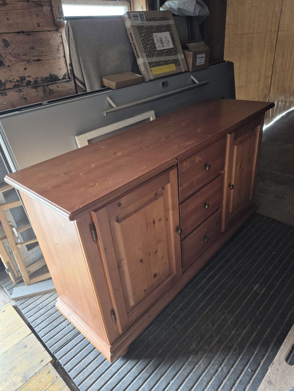 Cassettiere: Sideboard / Kommode Fichte gebeizt lackiert – Usato da Flumserberg Bergh venduto da tamaramullis 6
