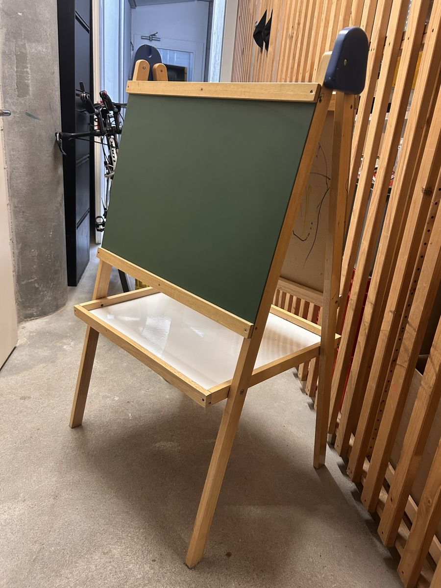 Lavagne: Holz Standtafel – Usato da Küsnacht ZH venduto da DBODBO 1